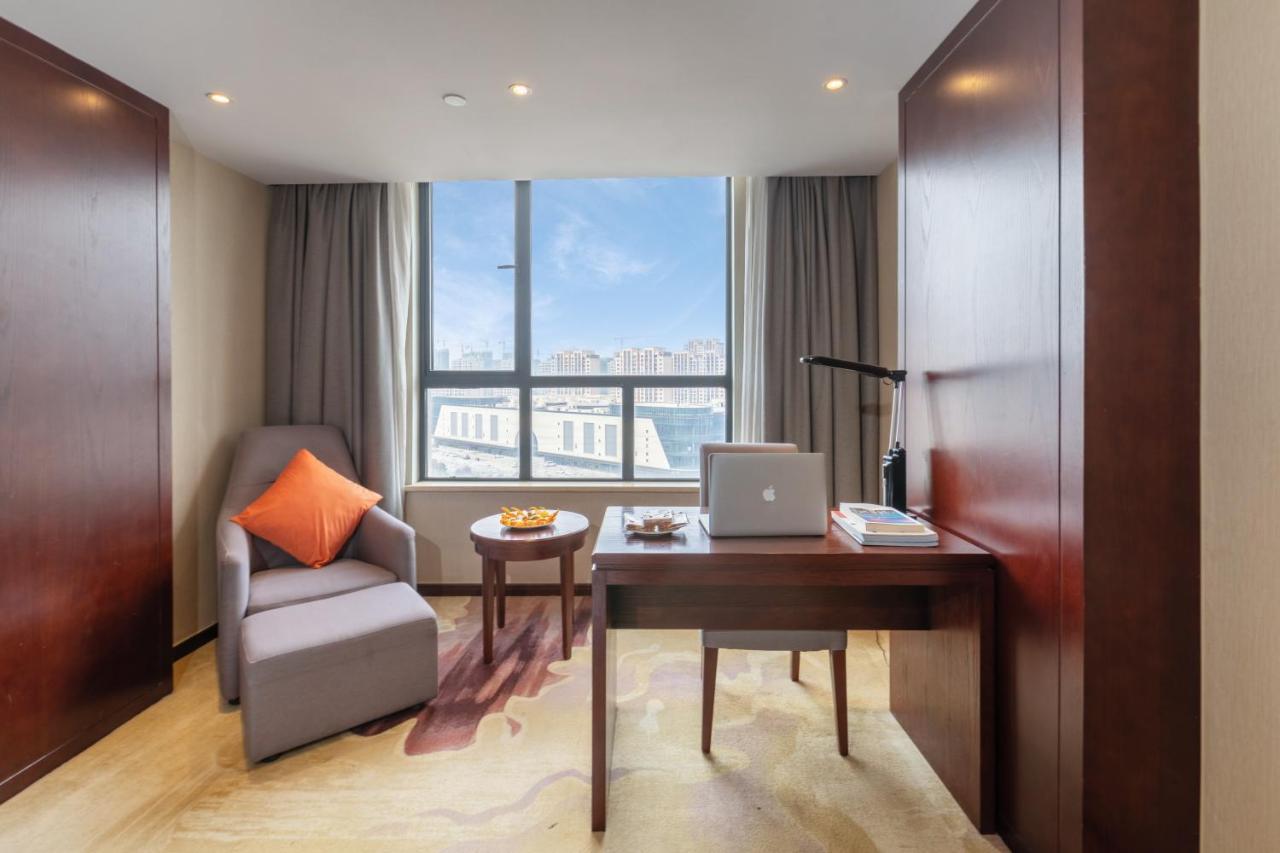 Huzhou Wealth Hotel מראה חיצוני תמונה